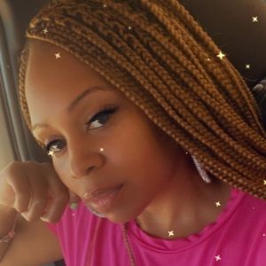 Meet your Posher, Janet